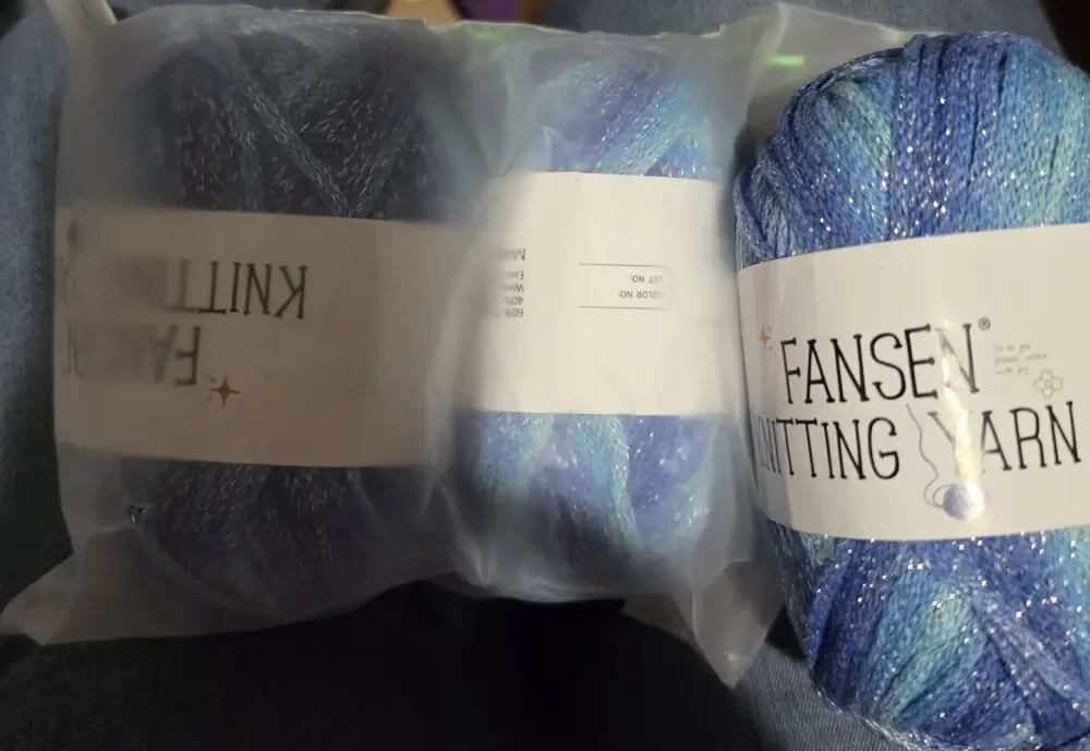 Sparkly Variegated Yarn for Crocheting 3 Pack of 100g/3.53oz-#4 Ocean